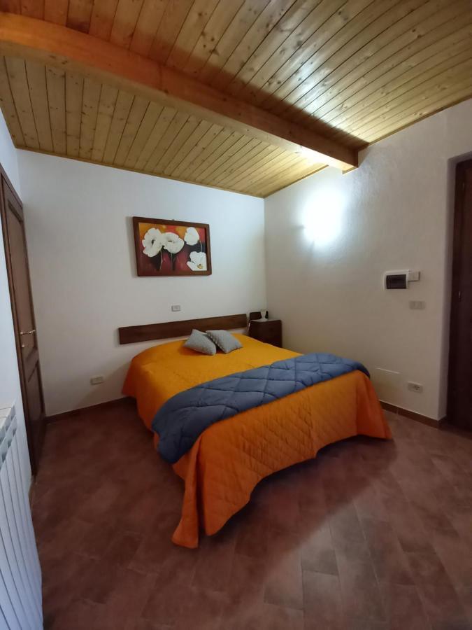 Casa Vacanze La Venarella Sorano  Zimmer foto
